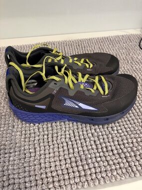 Altra Timp 4, 11, black